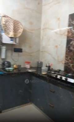 PG for Girls in Shakurpur