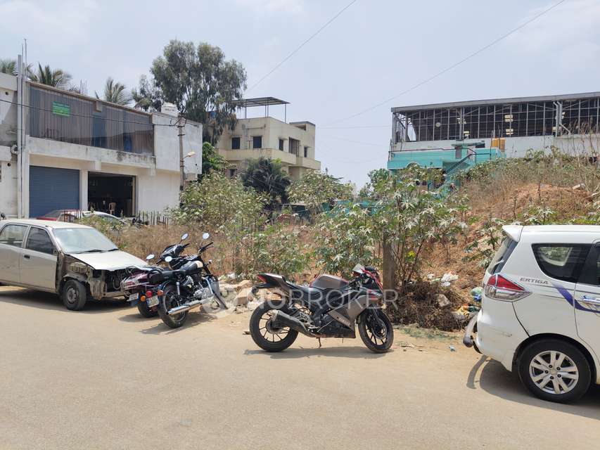 Plot For Sale  In Aavalahalli