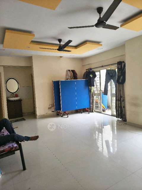 Shared Room for Male In 4 BHK  In Mohan Nagar Chs In Baner