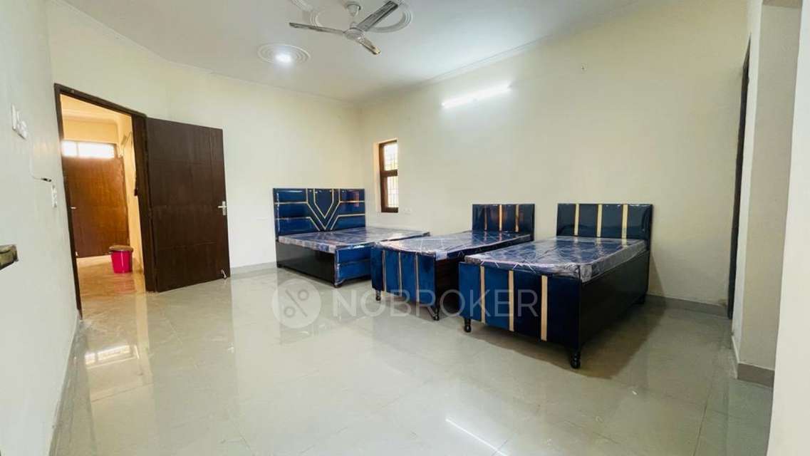 PG for Boys in Jagat Farm