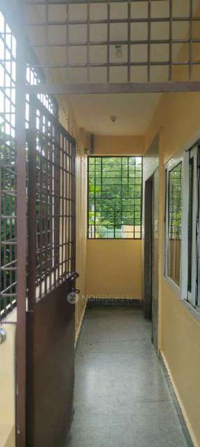 1 BHK Flat In Standalone Building  for Rent  In Vijayanagar