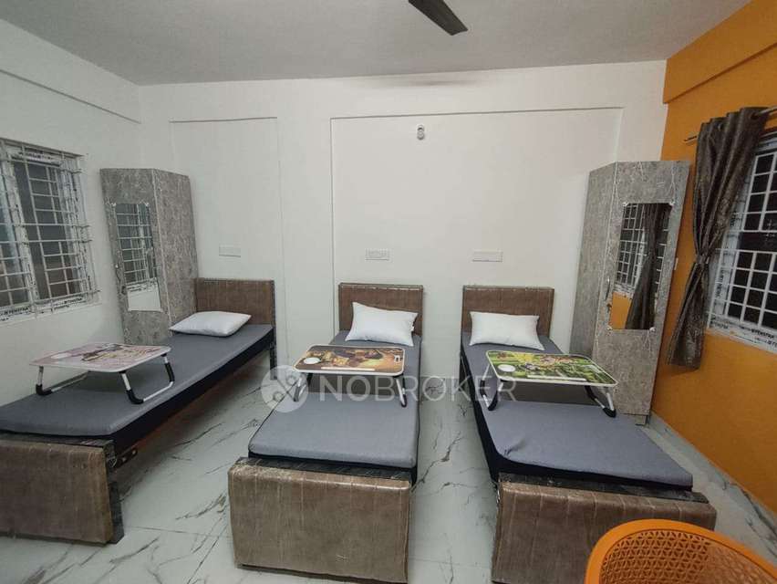 PG for Girls in Kadubeesanahalli