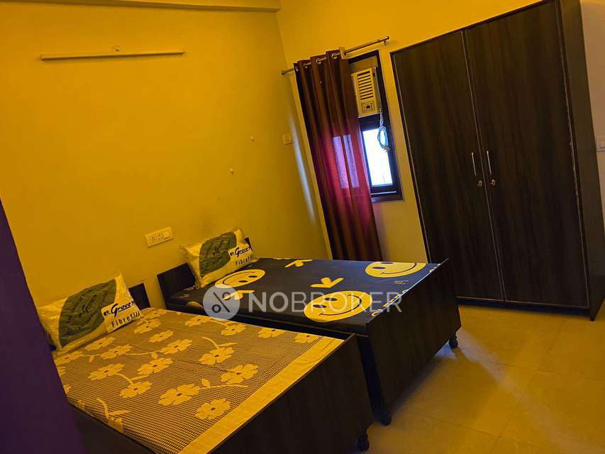 PG for Boys in Sector 125