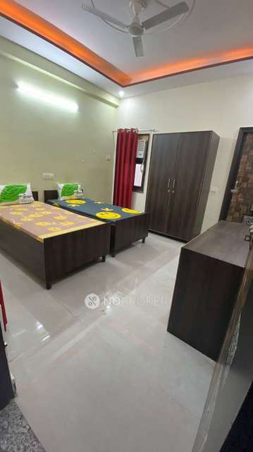 PG for Boys in Sector 125