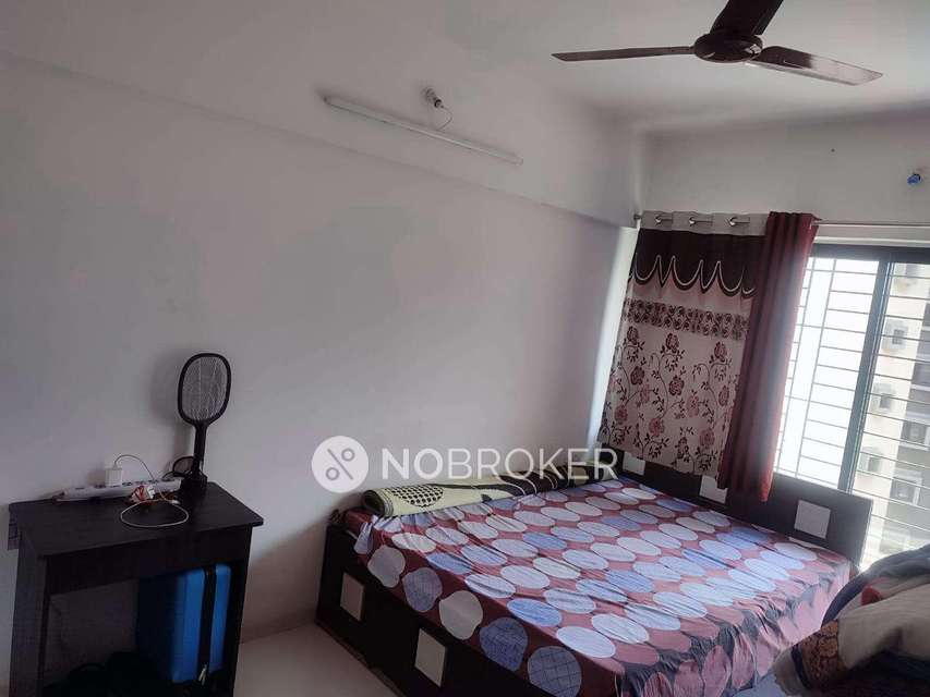 2 BHK Flat In Long Insland For Sale  In Charholi Budruk