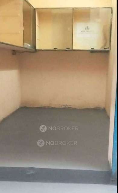 Shop in Dr Besant Road, Next To Cresent Hospital, Chennai for Rent 