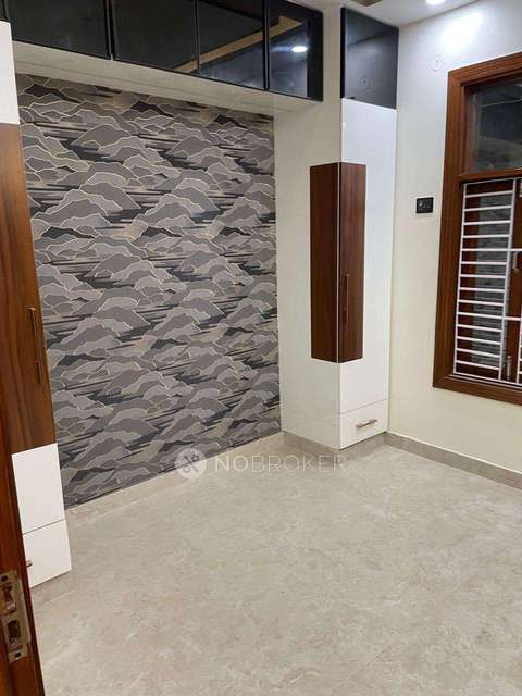 2 BHK Flat for Rent  In  Dwarka