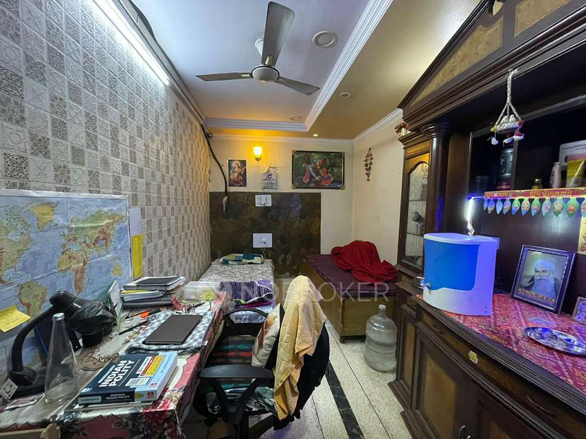 Shared Room for Male In 1 RK  In Baljit Nagar