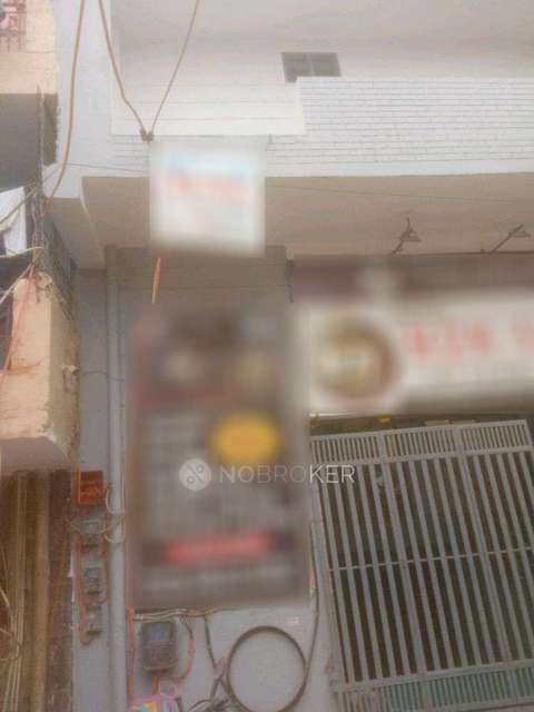 Commercial Property in Dwarka, Delhi for Rent 