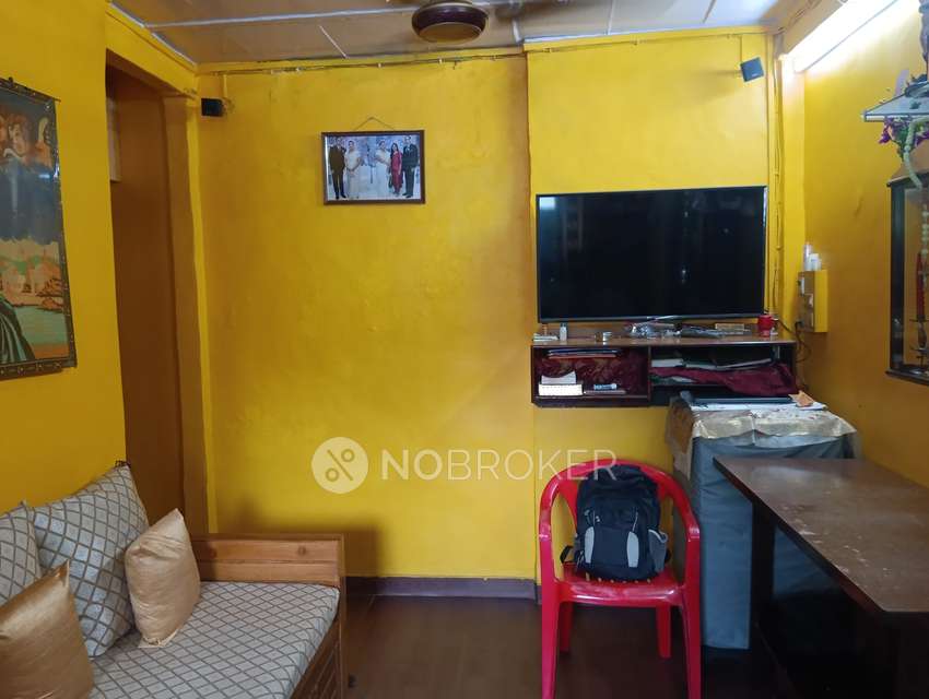 1 BHK Flat In Mathews Villa For Sale  In Banra West