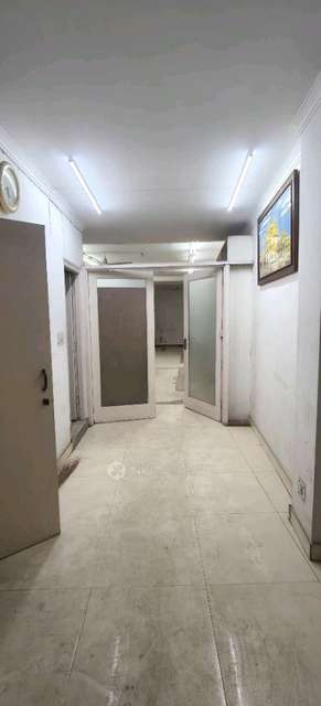 Office Space in Chuna Mandi, Paharganj, Delhi for Rent 