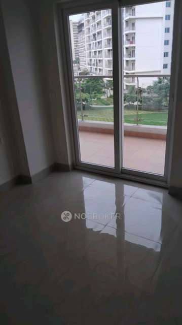 3 BHK Flat In Shree Vardhman Victoria For Sale  In Sector 70, Gurgaon