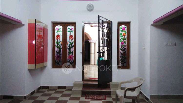 Commercial Property in 4/31, Jalladiampet, Puthu Nagar, Medavakkam, Chennai, Tamil Nadu 600100, India, Chennai for Rent 