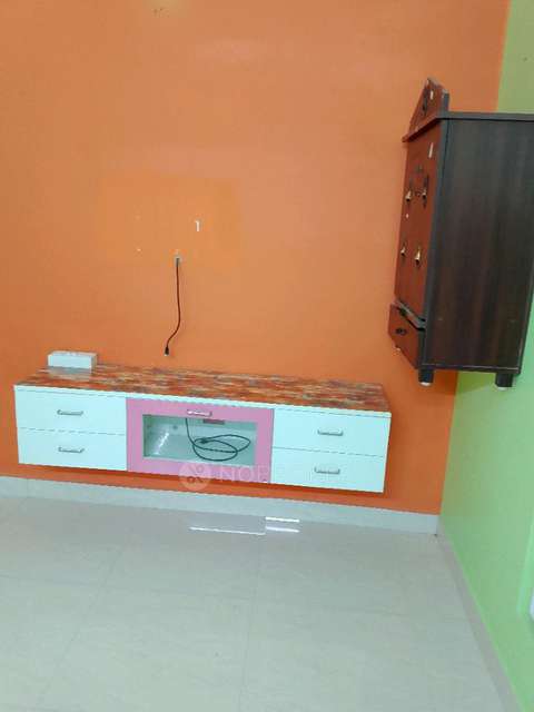 2 BHK House for Rent  In L.r. Rajamanickam St