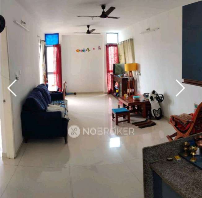 Shared Room for Male In 2 BHK  In Rohan Abhilasha In Wagholi