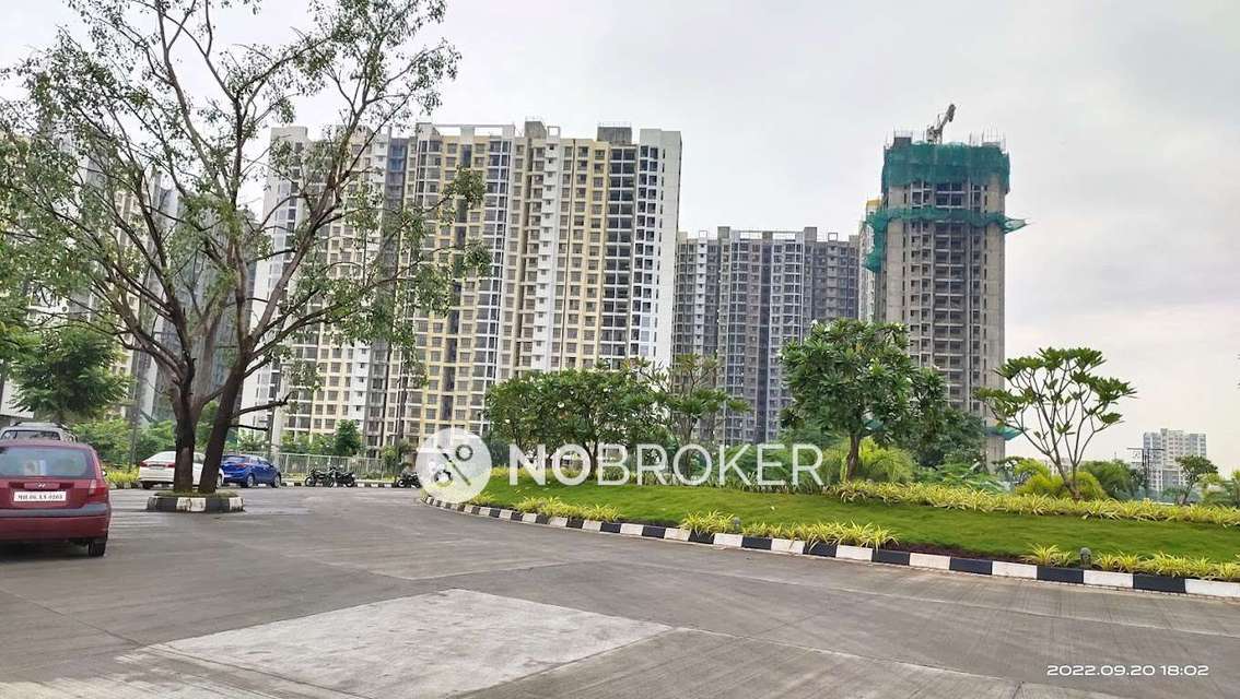 2 BHK Flat In Runwal Gardens For Sale  In Bhadra Nagar, Desale Pada