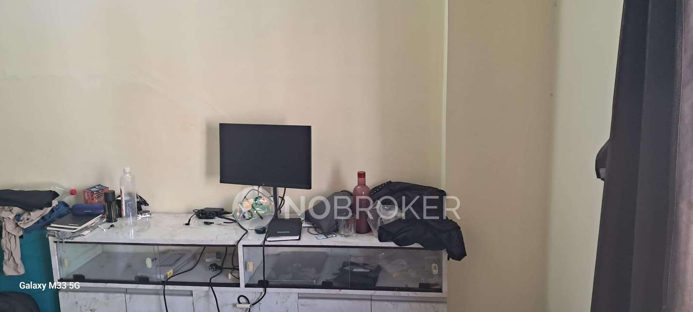 2 BHK Flat In Sst Towers For Sale  In Kondapur