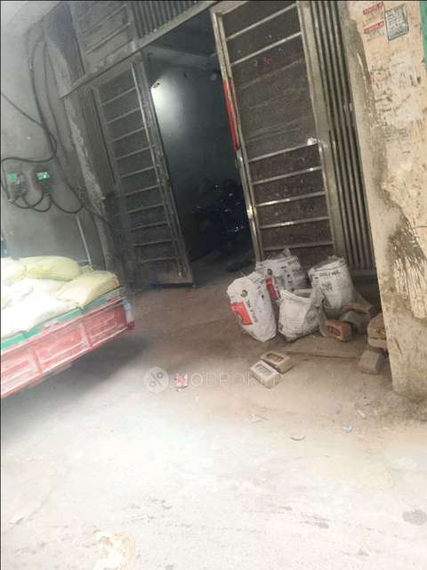 1 BHK Flat for Rent  In  Sector 20,