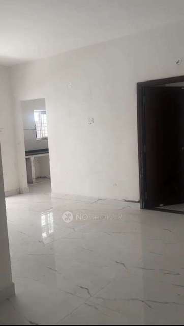 2 BHK Flat In Middle Town for Rent  In Kompally
