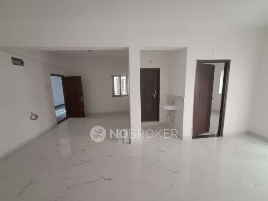 2 BHK Flat In Middle Town for Rent  In Kompally