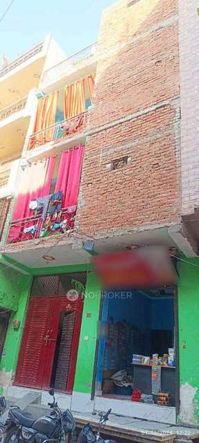 Shop in Sector 62a, Noida for Rent 