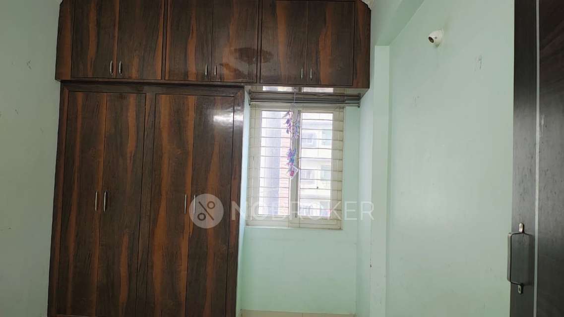 Shared Room for  In 2 BHK  In Bommarillu Apartments In Madhapur