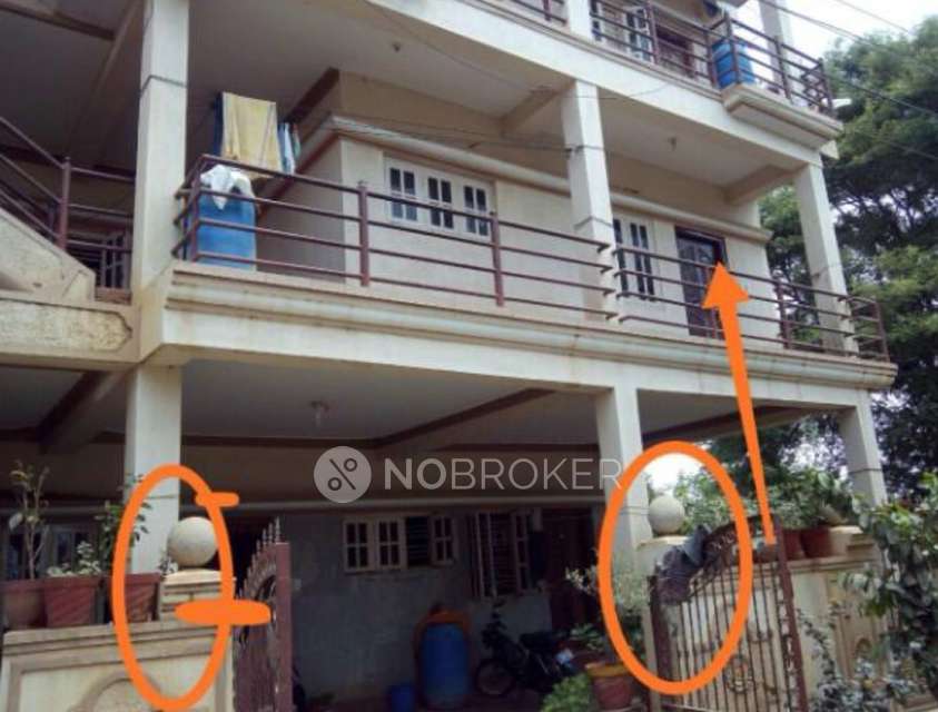 2 BHK Flat In Veeraswamy Building for Rent  In Kadugodi Metro Station