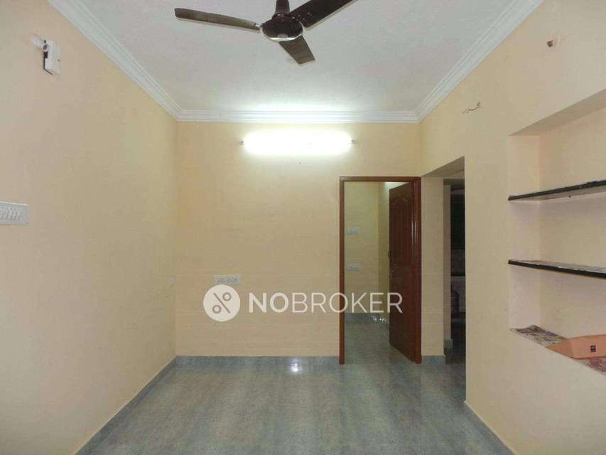 2 BHK Flat In Sriram Apartment For Sale  In Pallikaranai