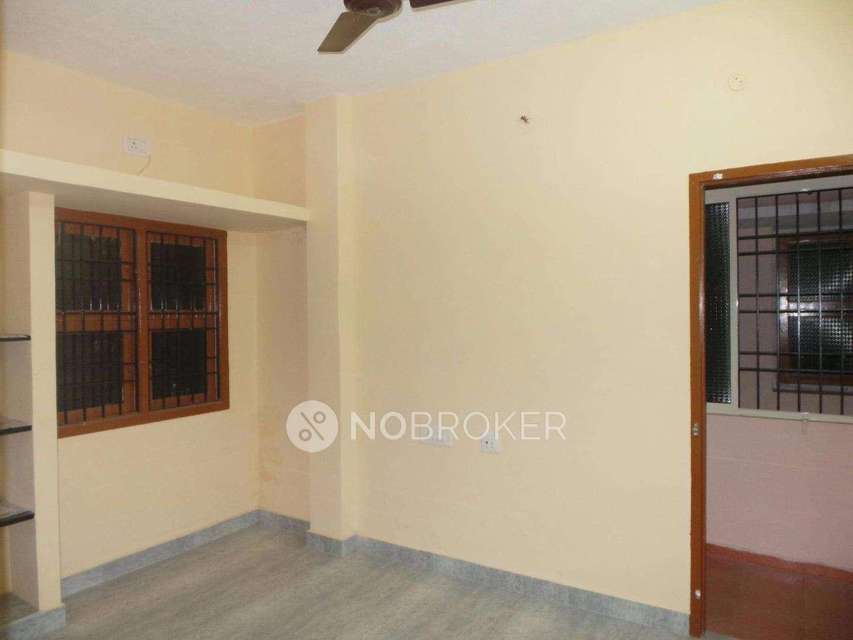 2 BHK Flat In Sriram Apartment For Sale  In Pallikaranai