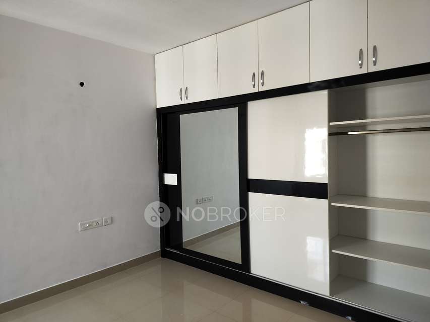 3 BHK Flat In Arihant Tiara Apartments for Rent  In Andambakkam Ramapuram, Chennai