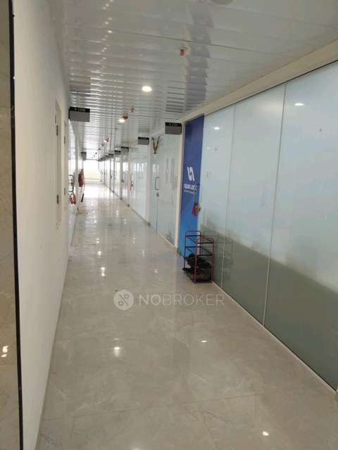 Co-Working  space in Gera&#39;s Imperium Gateway, Pune for Rent 