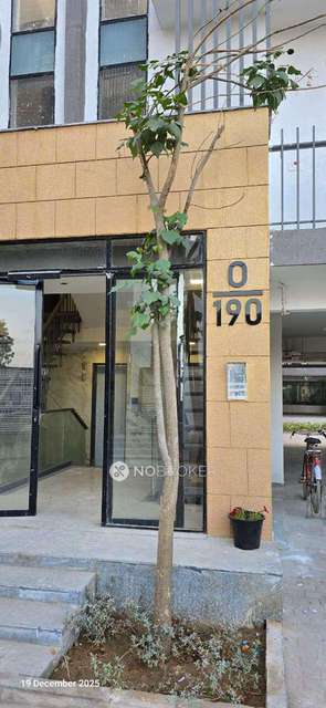 2 BHK Flat In Smart World Gems, Smart World Sector 89 For Sale  In Smart World Sector 89