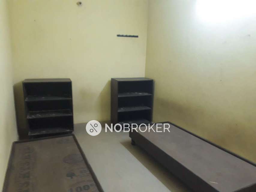 4+ BHK Flat In Standalone Building  For Sale  In Sector 62 A