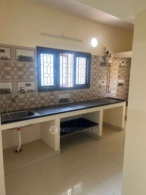 2 BHK House for Rent  In Sholinganallur