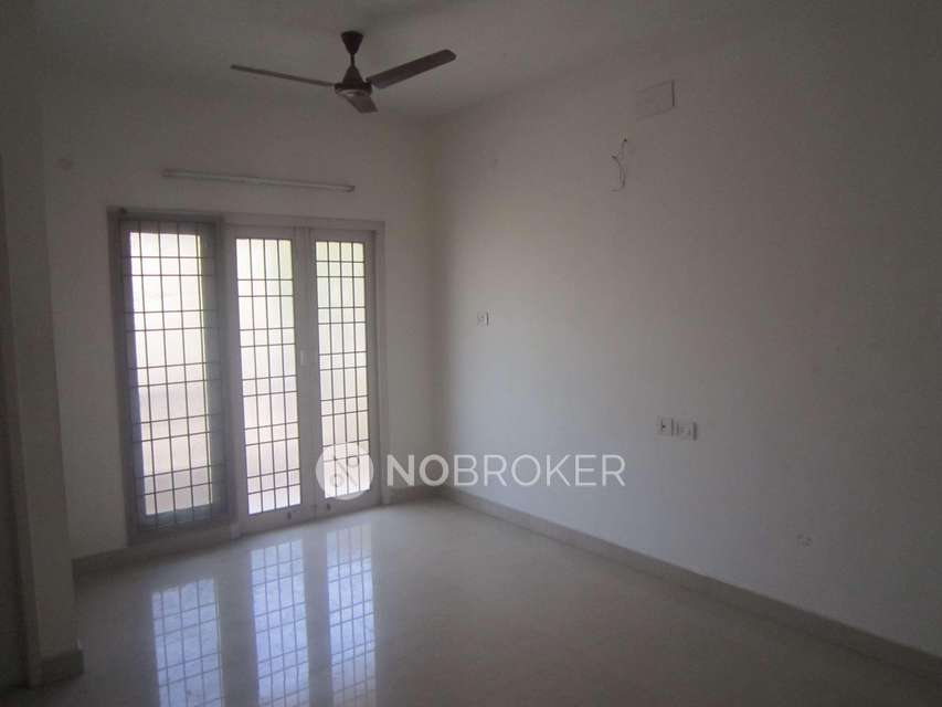 1 BHK Flat In Vgn Royal Grande , Paruthipattu For Sale  In Avadi