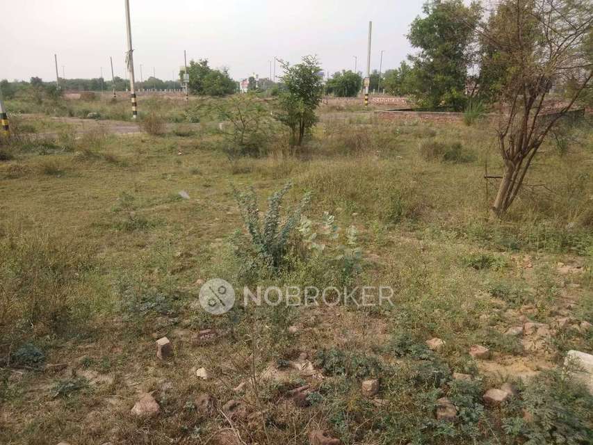 Plot For Sale  In Sector 34 Rohini