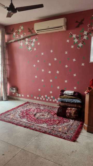 2 BHK Flat In Gobind Apartments, Vasundhara Enclave For Sale  In Vasundhara Enclave