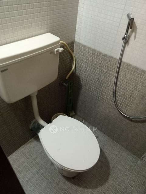 Office Space in Hirabag Chowk, Pune for Rent 