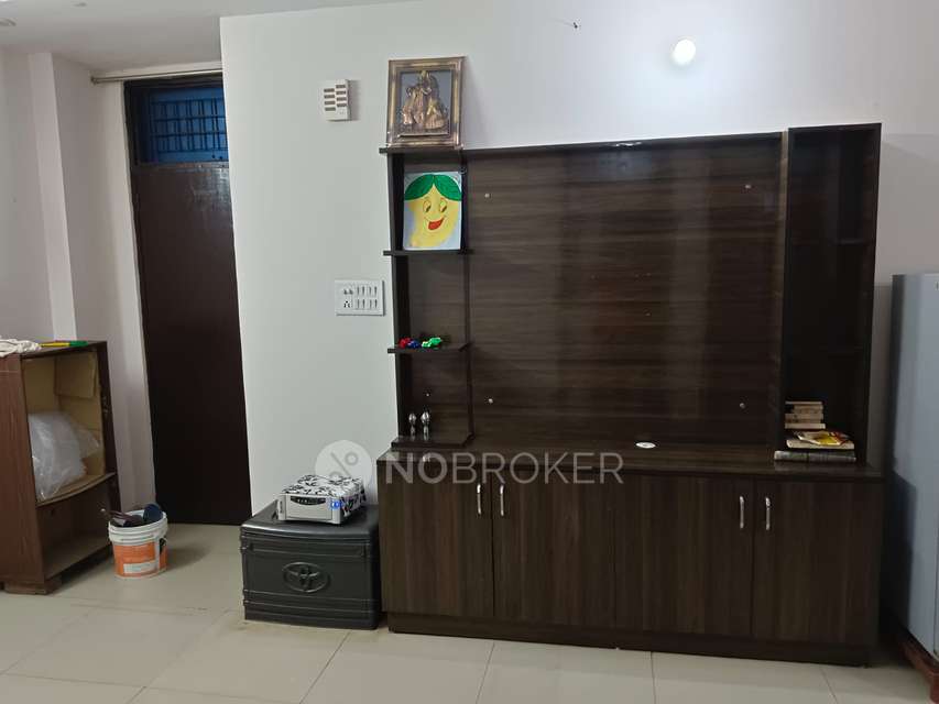 2 BHK Flat In Dream Height, Sector 73 for Rent  In Dream Heights Building