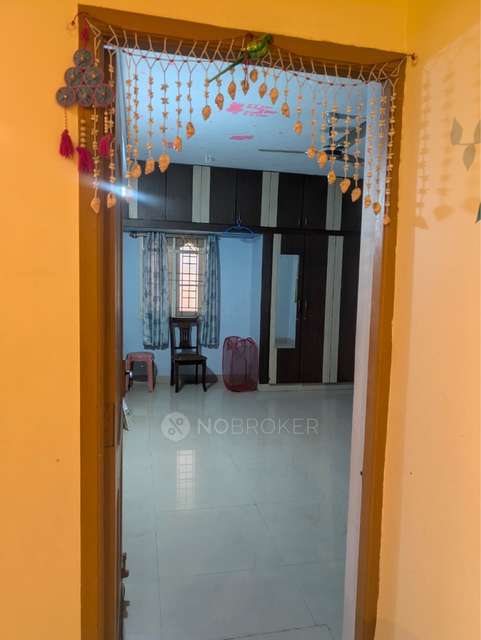 Shared Room for Male In 3 BHK  In Vignesh Sriram