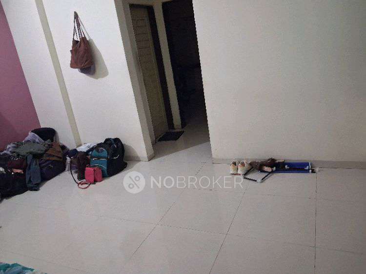 Single Room for Female In 1 BHK  In Kale Complex Sasane Nagar In Hadapsar