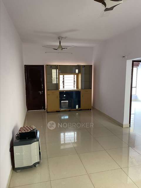 2 BHK Flat In Surabhi Apartments for Rent  In Surabhi Apartments, Near Shiva Mandir