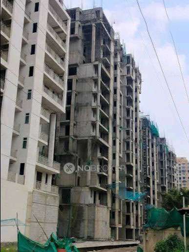 2 BHK Flat In Mahagun Montage For Sale  In Crossings Republik