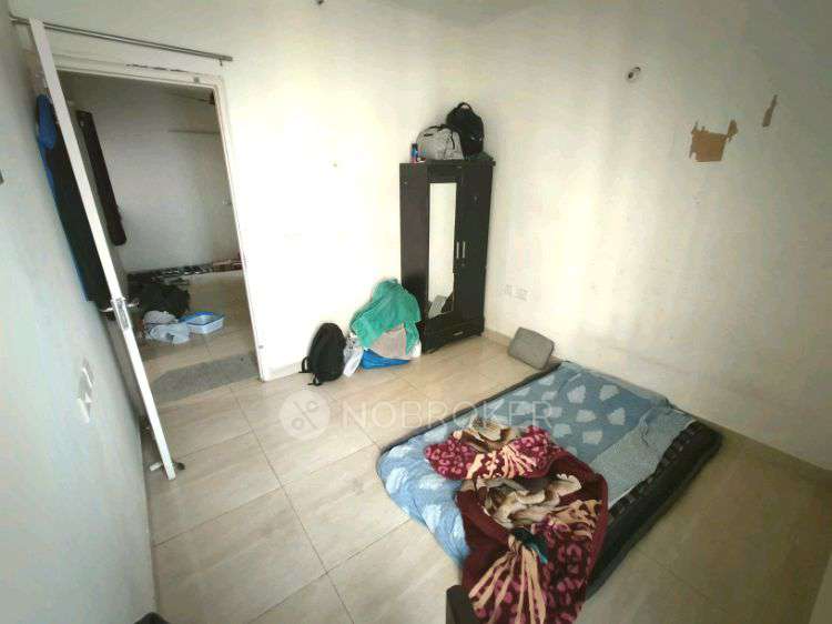 Single Room for Male In 3 BHK  In 14th Ave In Gaur City 2