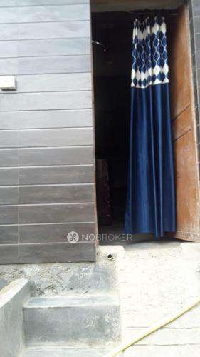 1 BHK Flat In Standalone For Sale  In Mohan Cooperative Industrial Estate, Badarpur