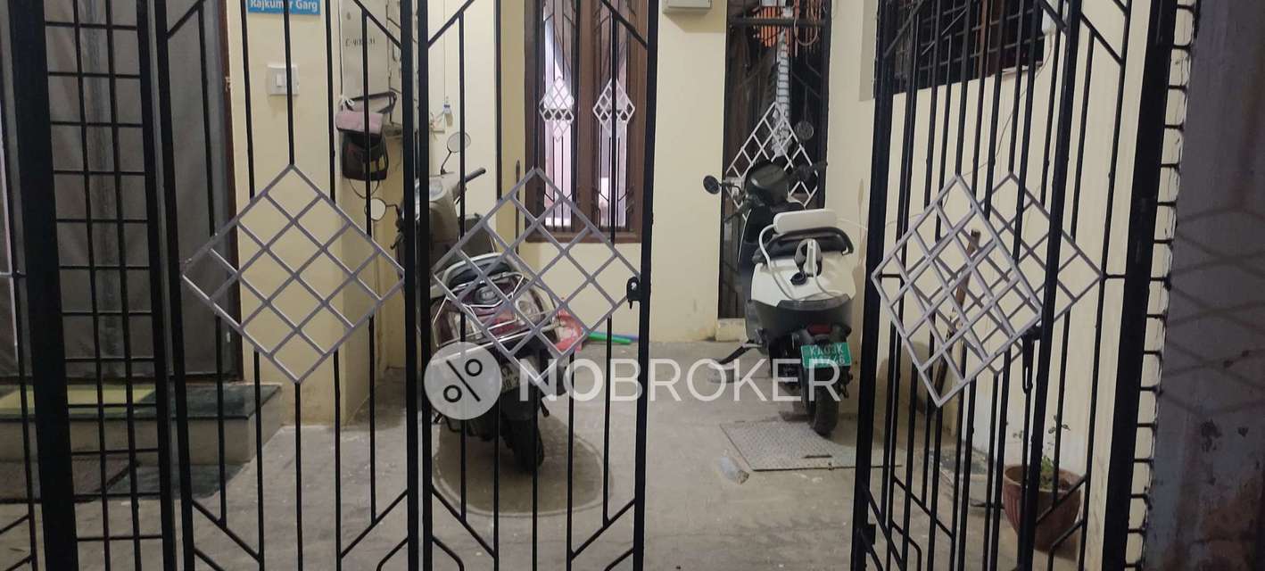 1 BHK Flat In Standalone Building  for Rent  In Hoodi