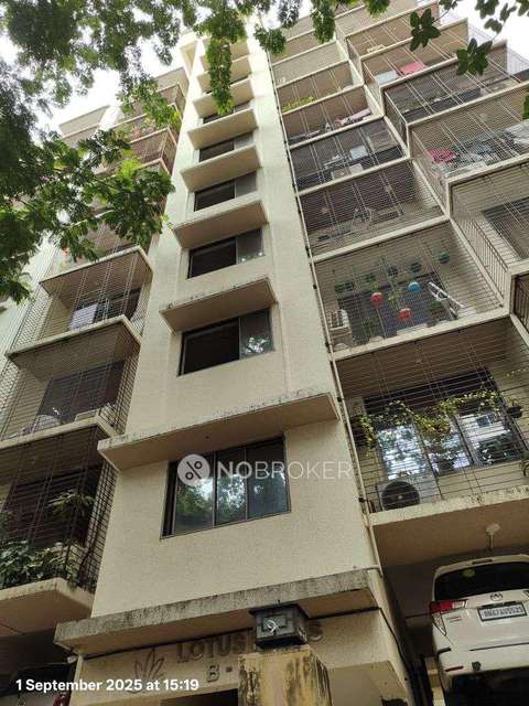 2 BHK Flat In Lotus Niwas For Sale  In Malad West