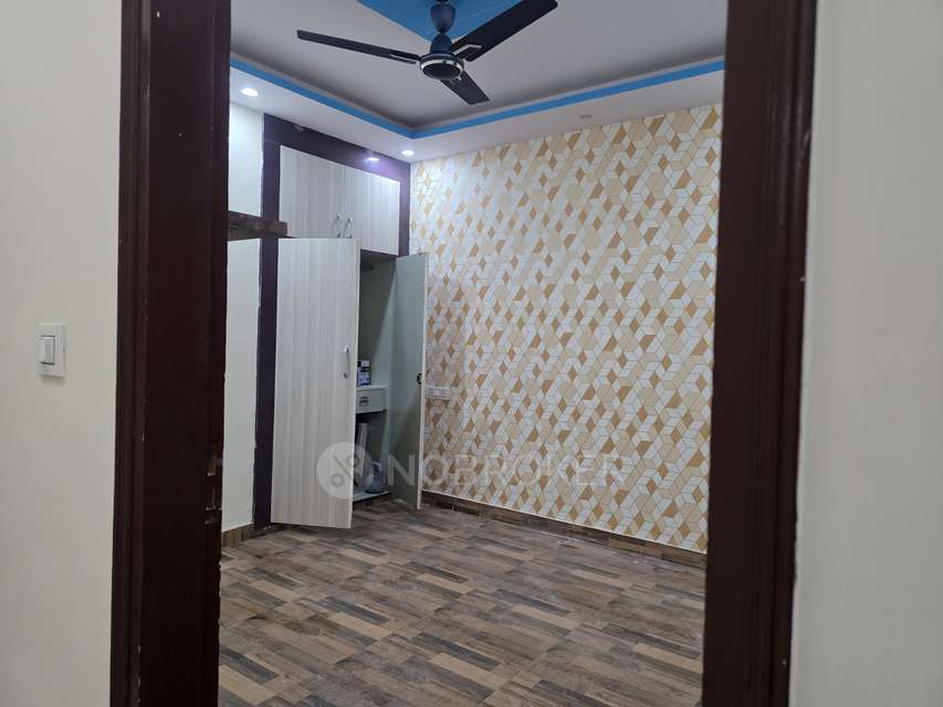 3 BHK Flat In Asr Apartment for Rent  In Mahavir Vihar