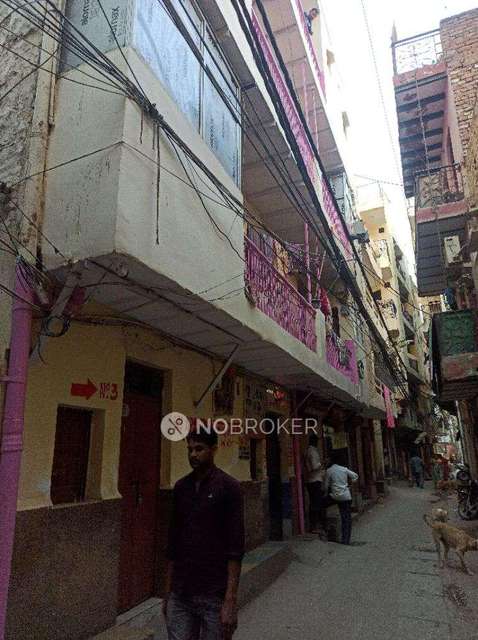 4+ BHK Flat In Standard Building  For Sale  In Mahipalpur