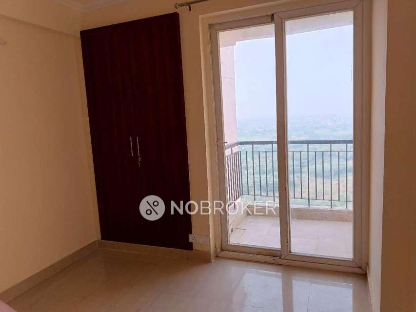 3 BHK Flat In Amrapali Leisure Valley For Sale  In Techzone 4